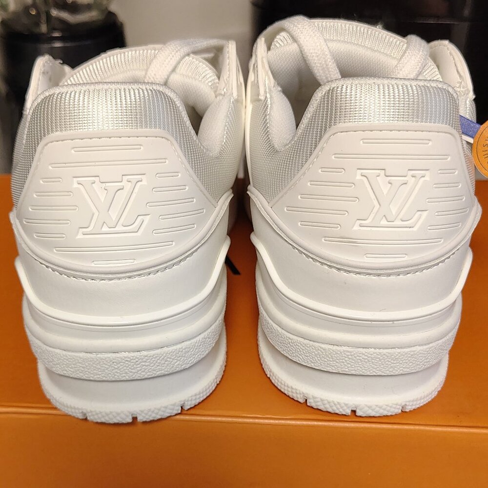 Louis Vuitton LV Trainer Women's Size 8.5 Men's 7 Triple White Custom Sneakers - Picture 10 of 12